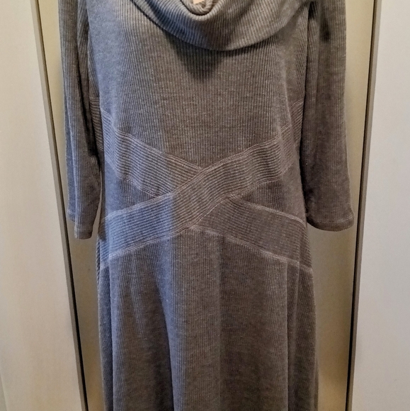 Gray l/s Winter Dress. Size XL - Picture 1 of 5